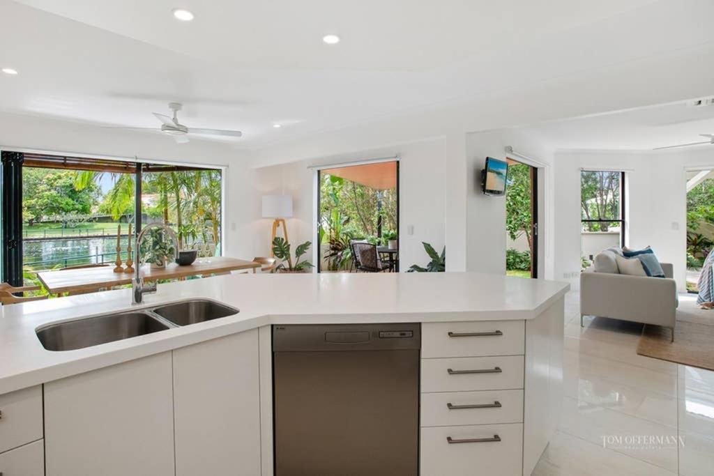 Quay Largo: Riverside Haven Noosaville Luaran gambar